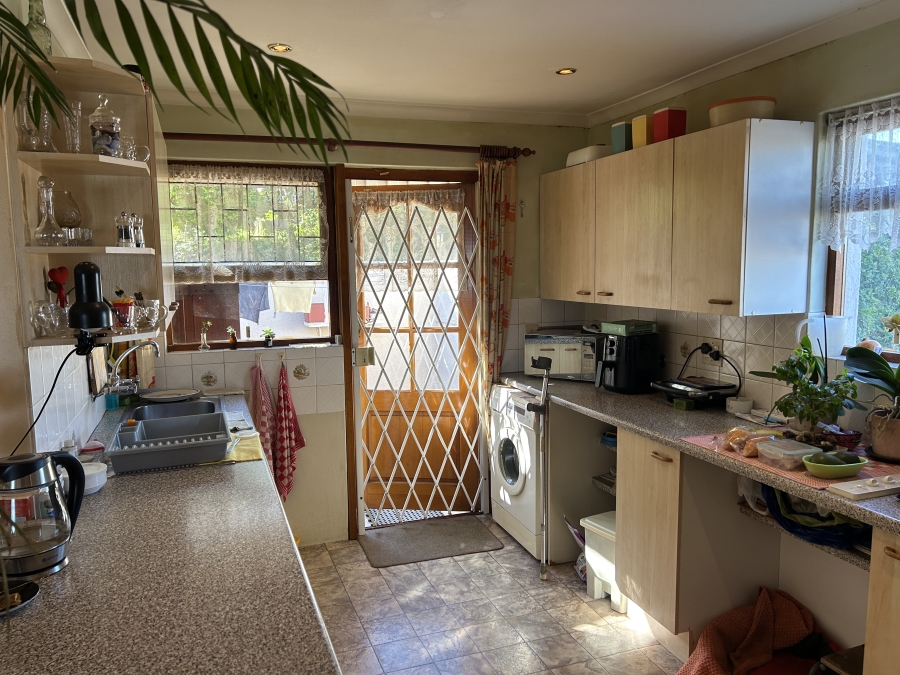 3 Bedroom Property for Sale in Loevenstein Western Cape
